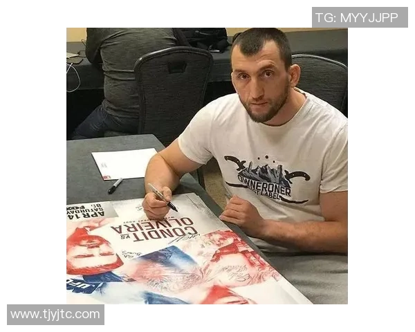 穆斯里穆明日出战!UFC搏斗之夜赛前称重